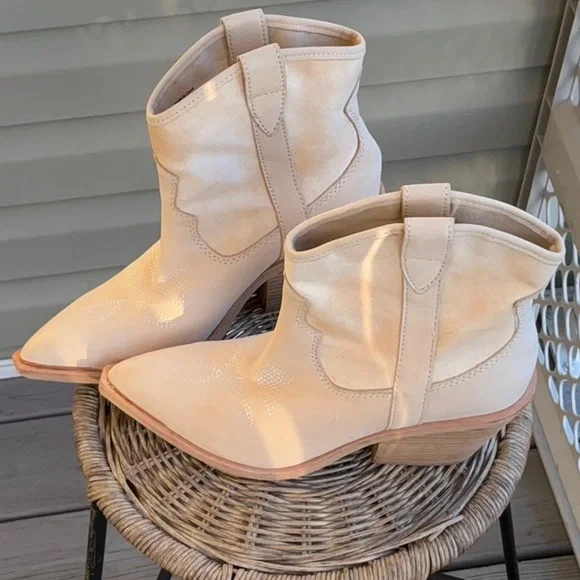 Dolce Vita Nashe Bootie Women’s Size 8 - Picture 2 of 8